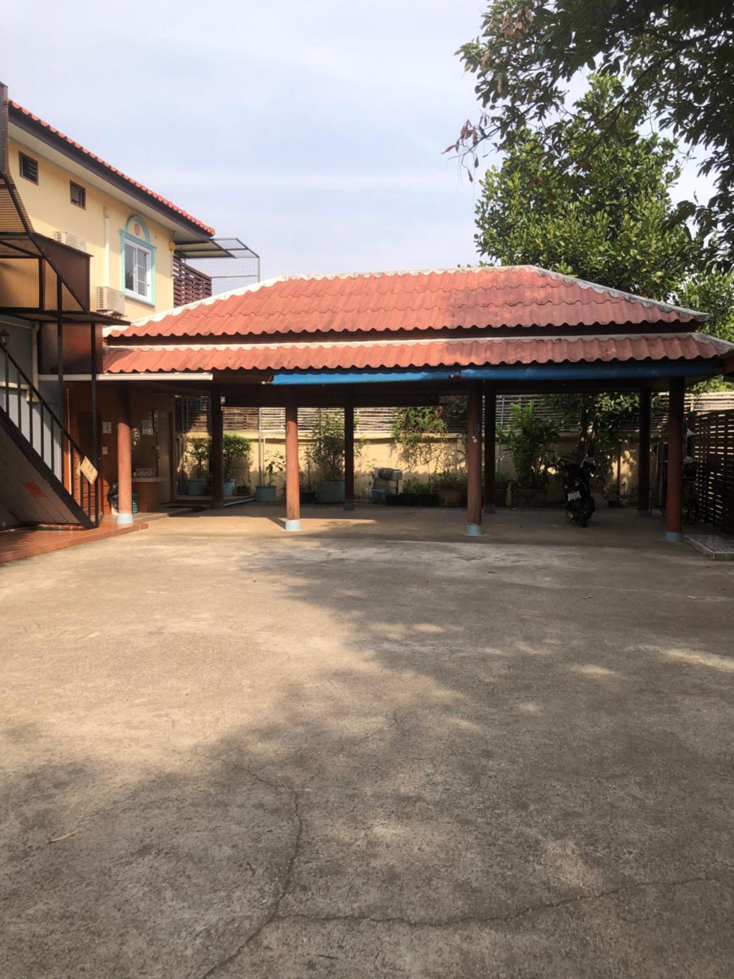 Ruen Thai Ban Rim Nam Kamphaeng Phet Bagian luar foto